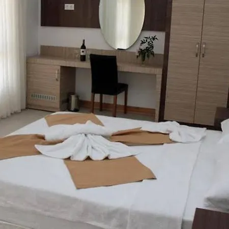 Beach Club 3* 阿德拉桑