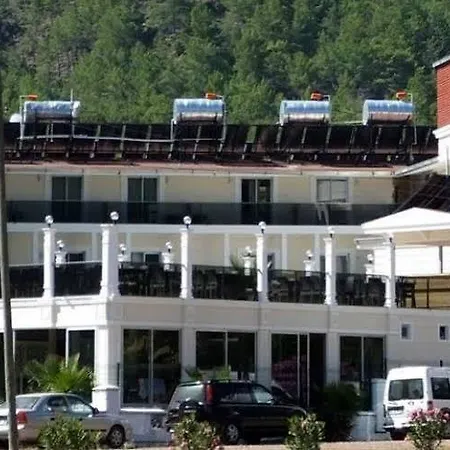 Beach Club 阿德拉桑
